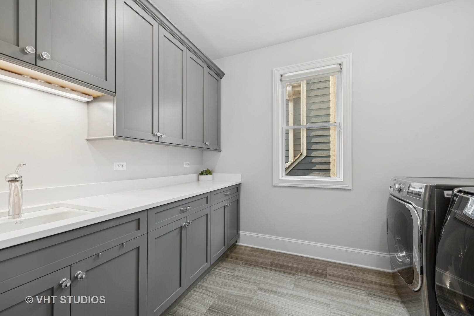 3526 N Hamilton Avenue