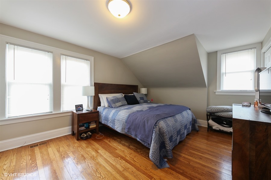 621 Prairie Avenue