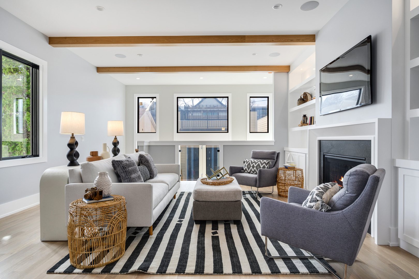 2137 W School Street