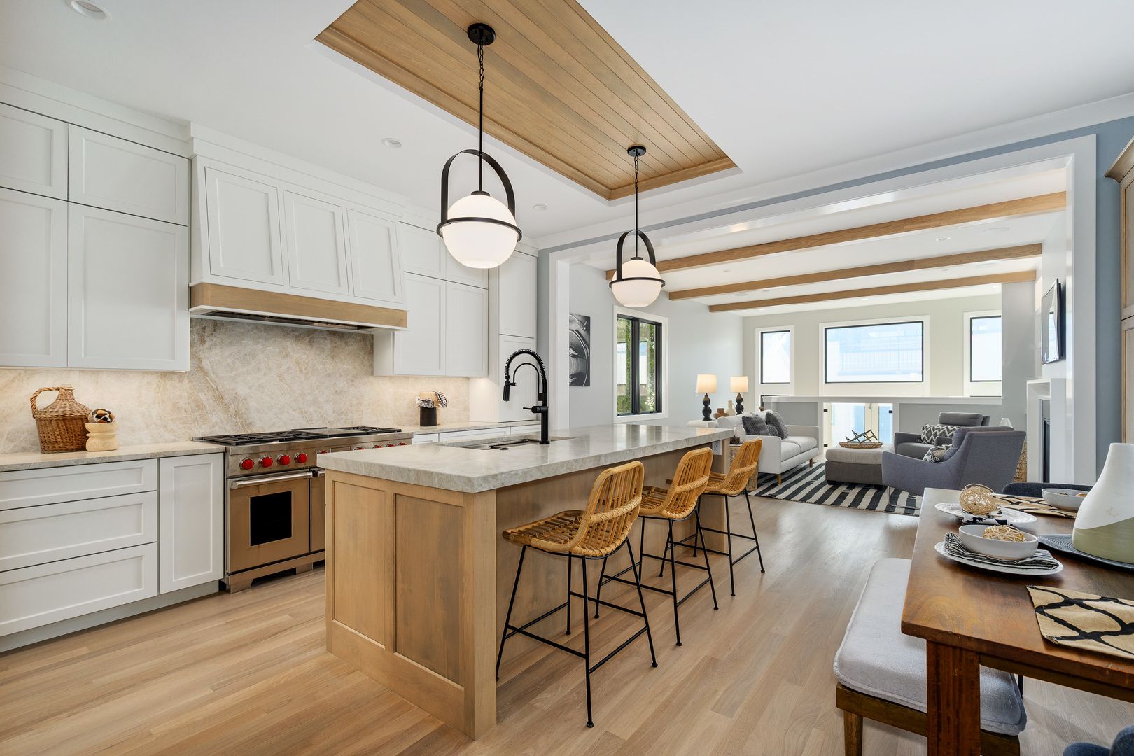 2137 W School Street