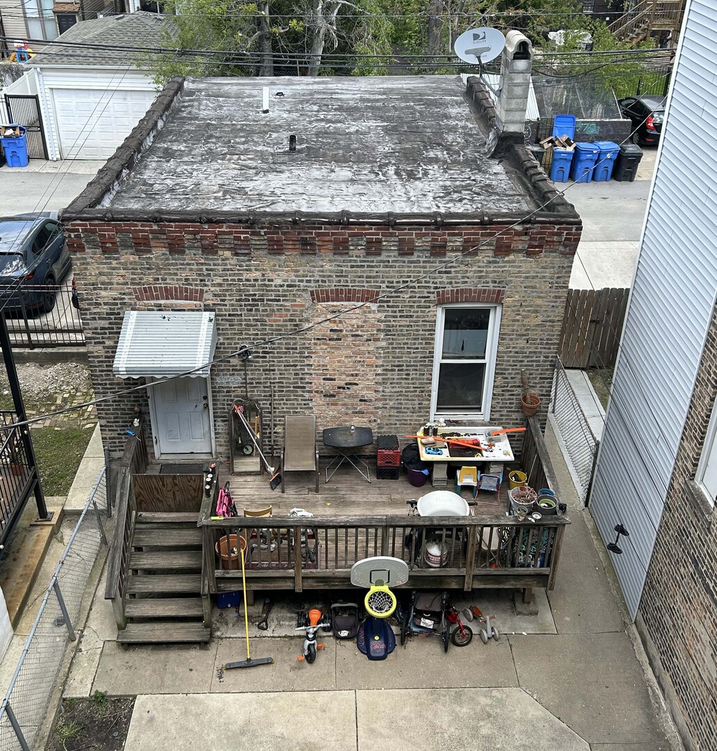 2620 W Evergreen Avenue