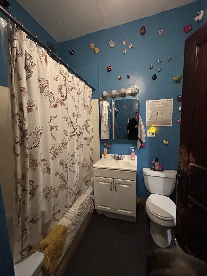 2620 W Evergreen Avenue