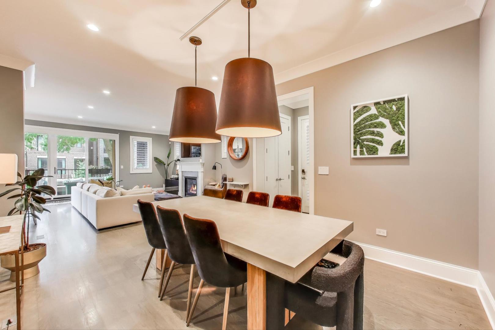 2649 N Racine Avenue Unit: 102