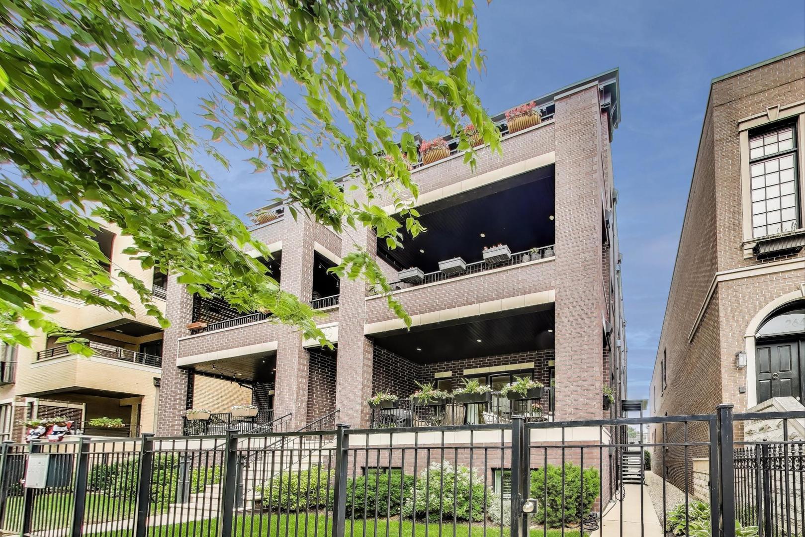 2649 N Racine Avenue Unit: 102