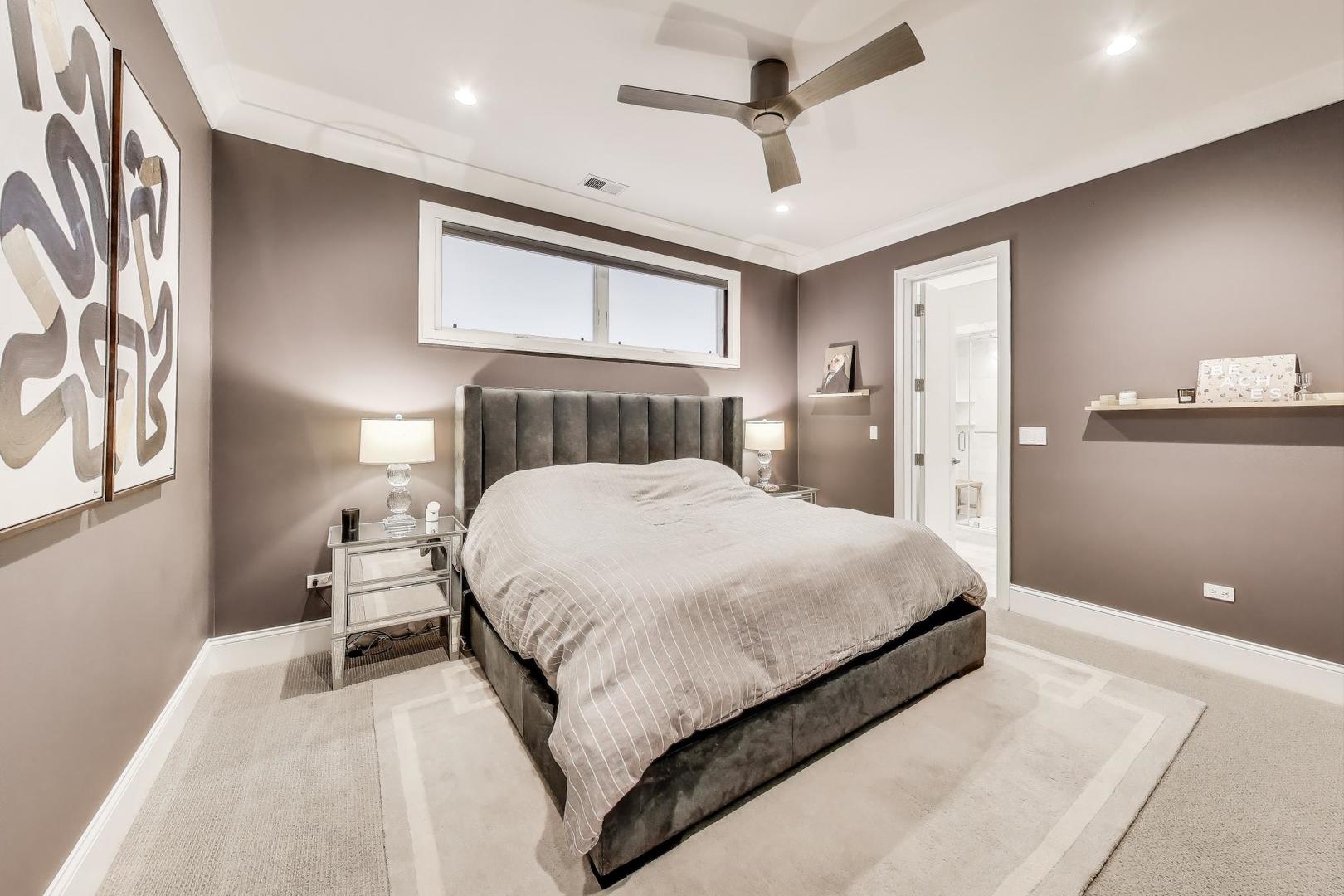 2649 N Racine Avenue Unit: 102