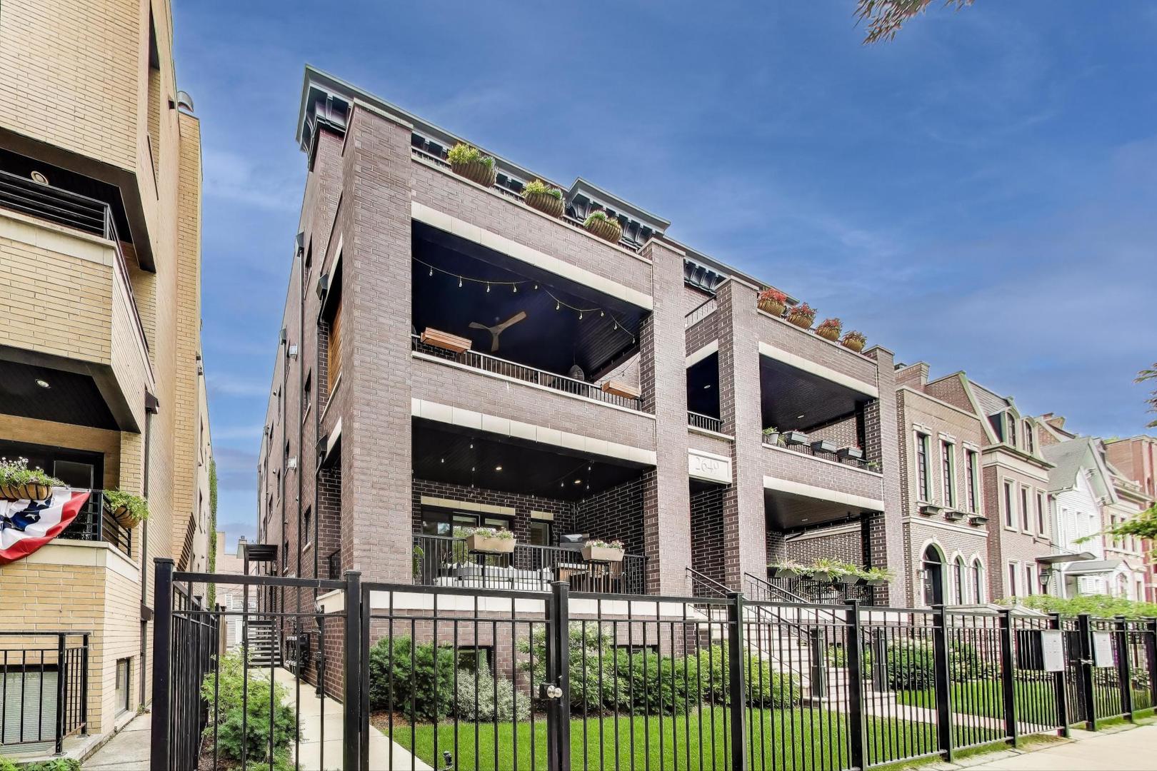 2649 N Racine Avenue Unit: 102