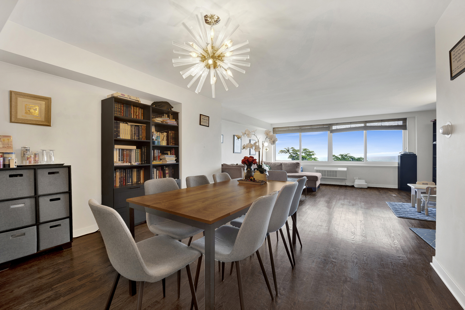 1440 N LAKE SHORE Drive Unit: 4BD