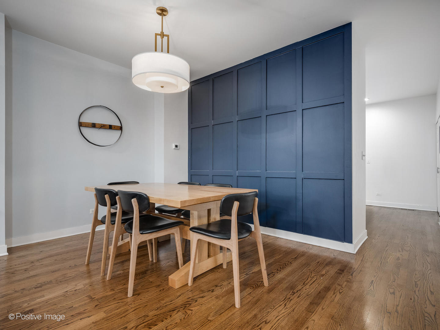 2834 N RIVERWALK Drive