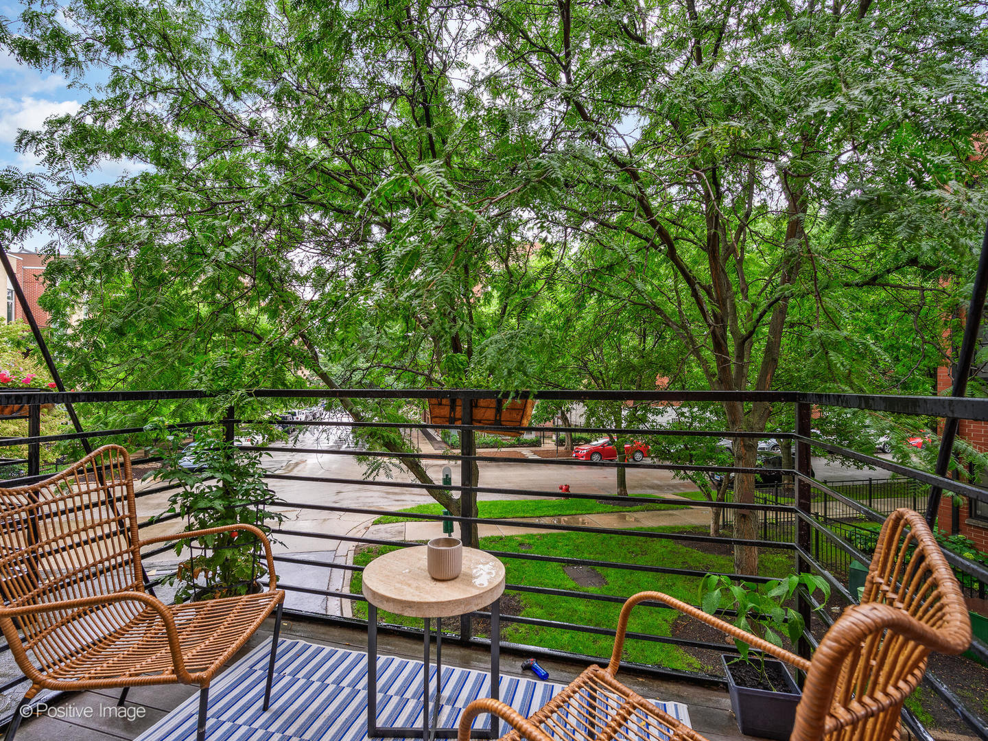 2834 N RIVERWALK Drive