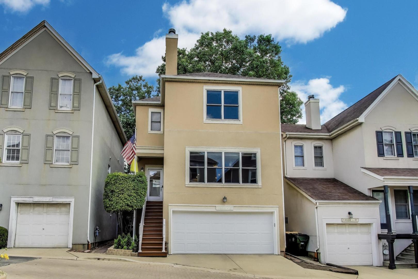 1800 W Diversey Parkway Unit: D