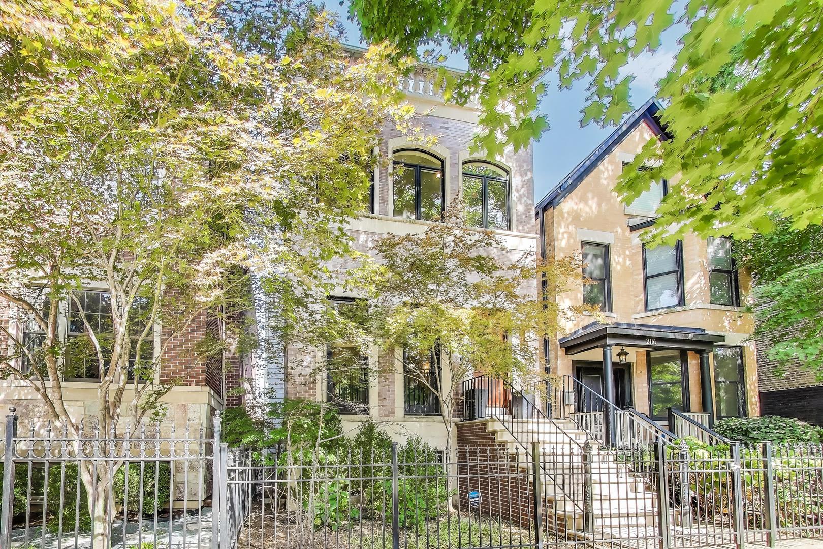 2118 W Melrose Street