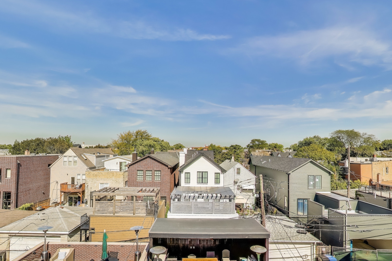 2118 W Melrose Street