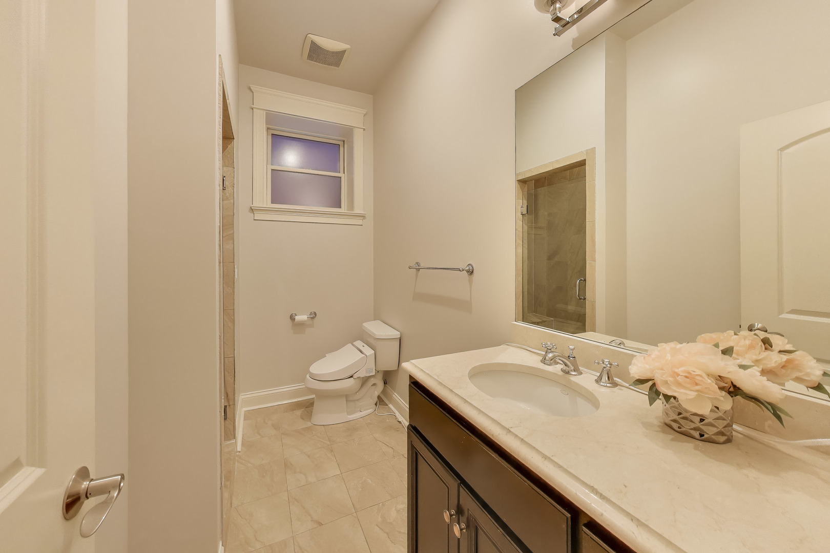 2118 W Melrose Street