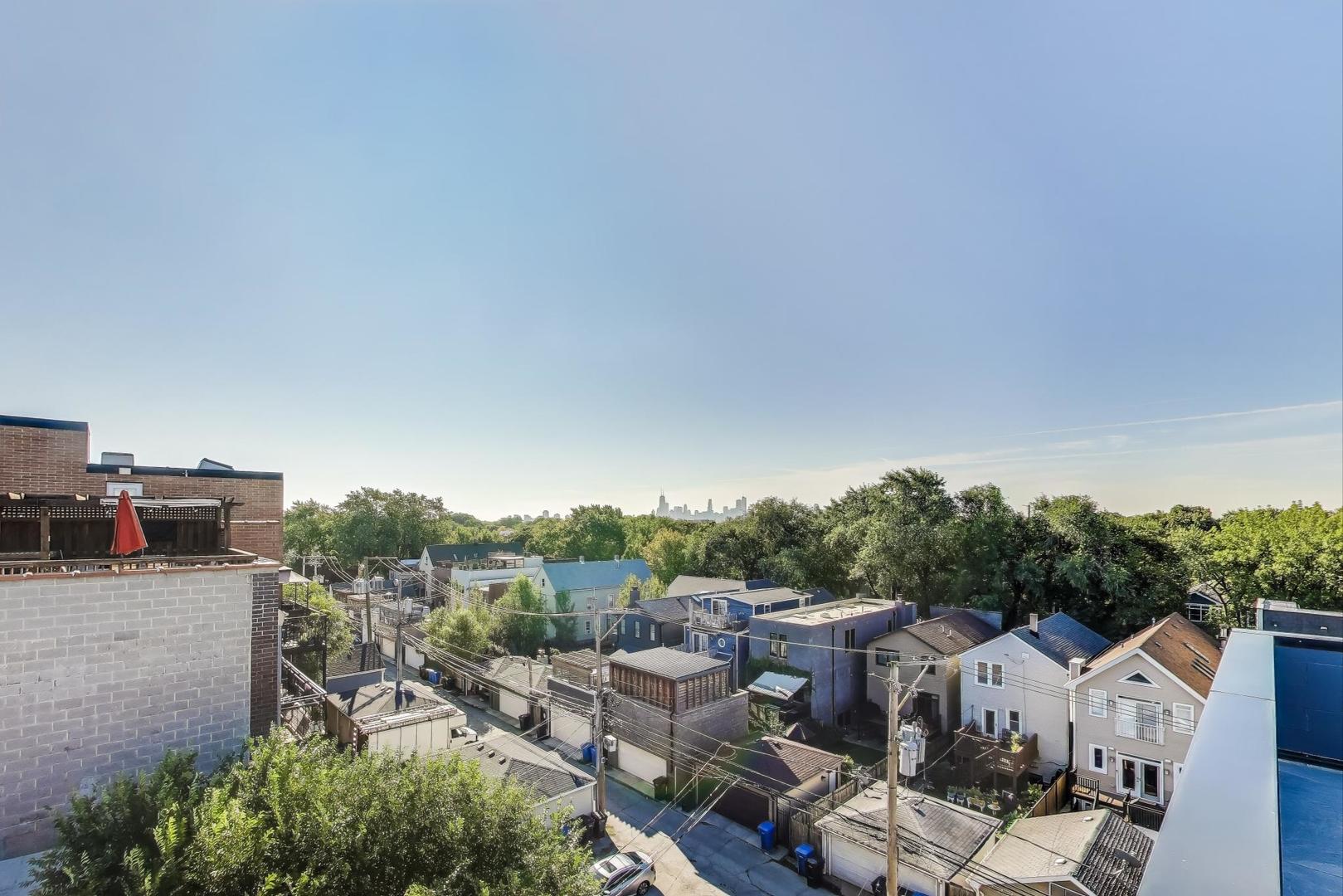 2141 W Belmont Avenue Unit: 3