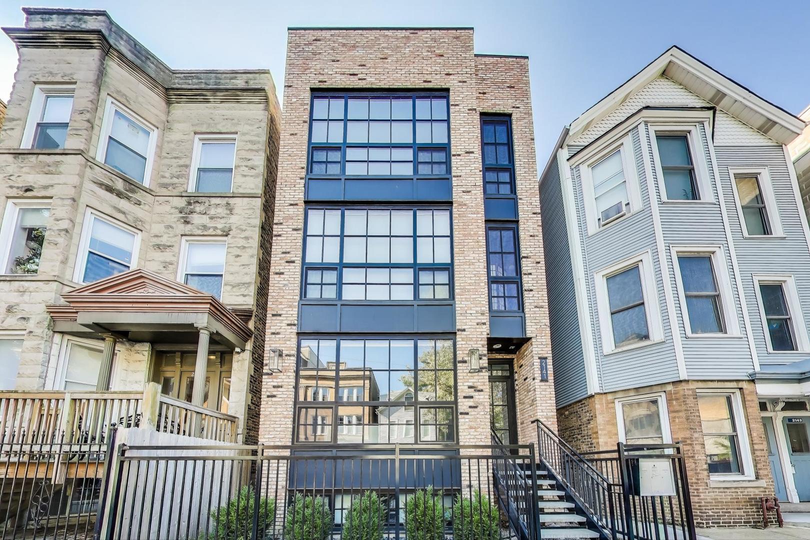 2141 W Belmont Avenue Unit: 3