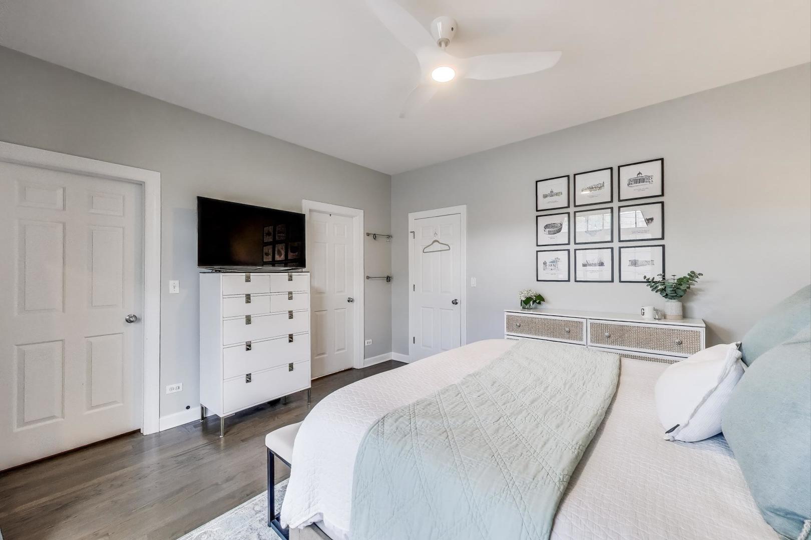 1645 W Addison Street Unit: 1