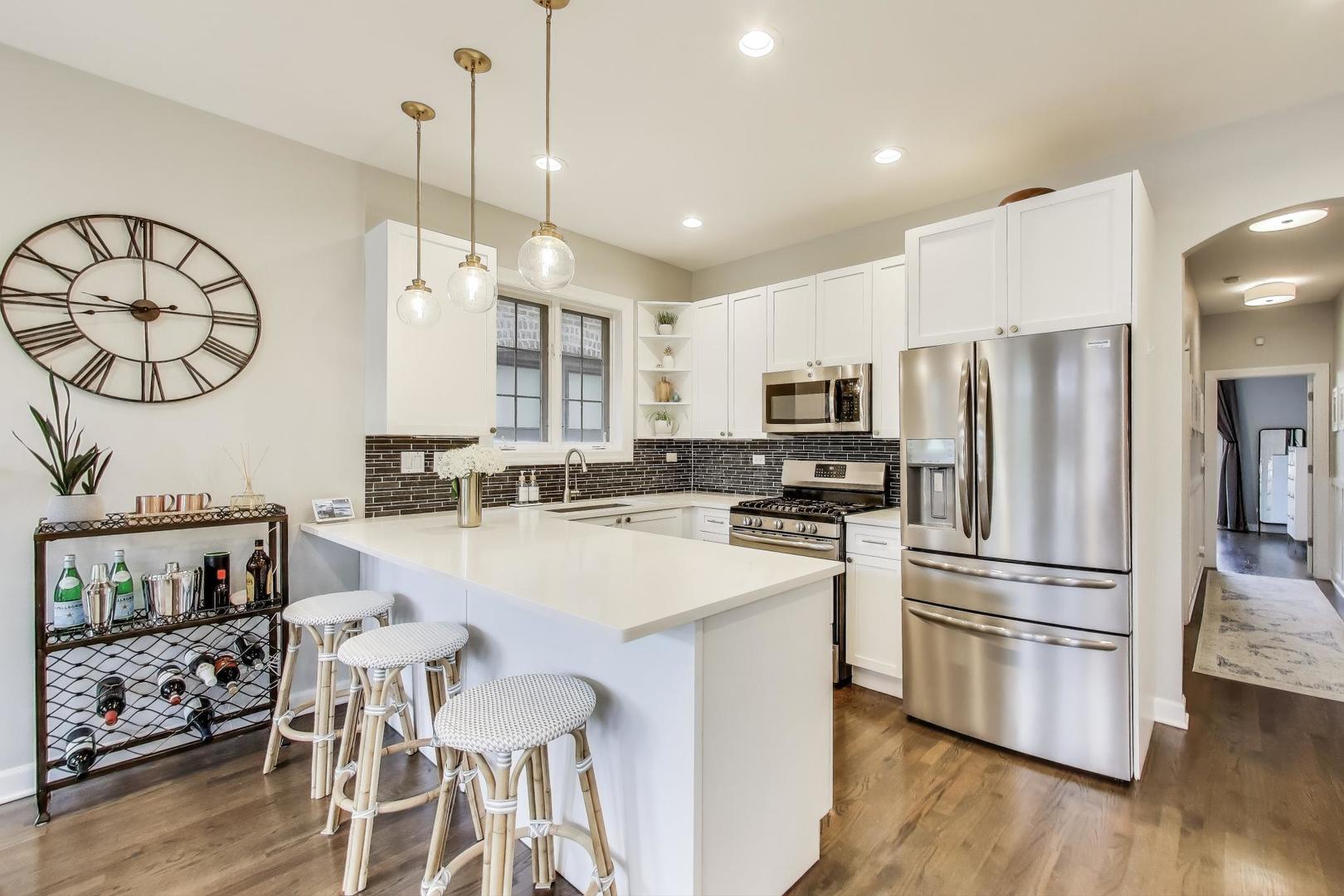 1645 W Addison Street Unit: 1