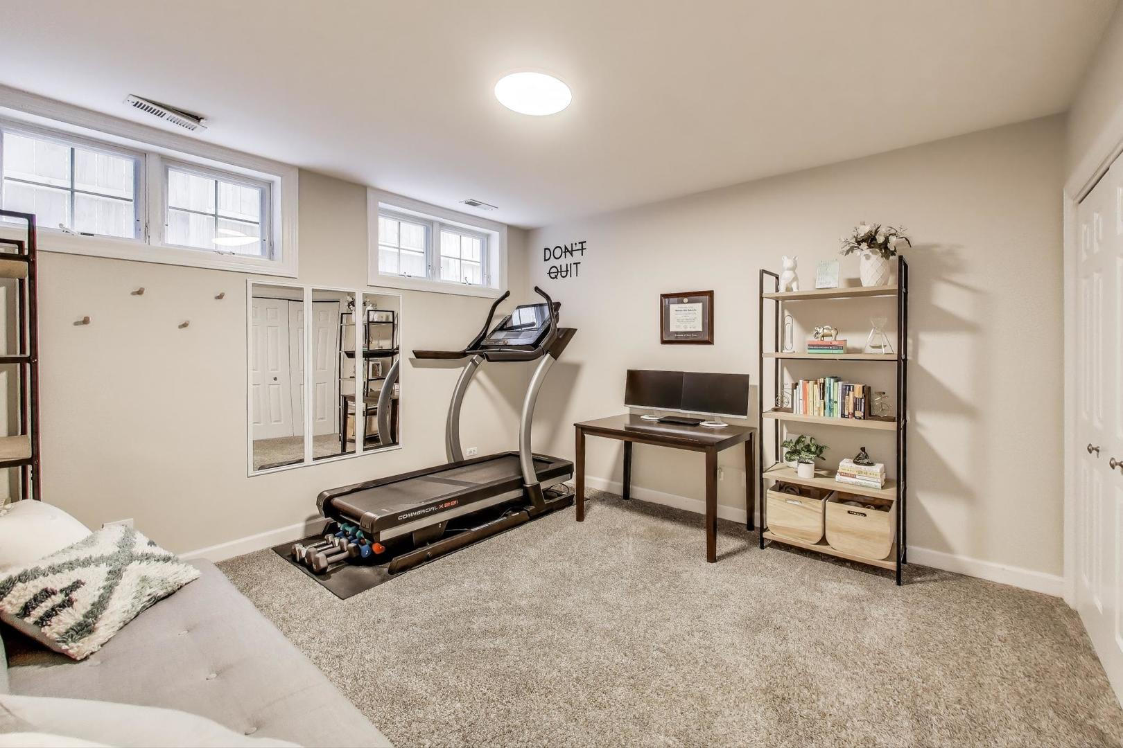 1645 W Addison Street Unit: 1