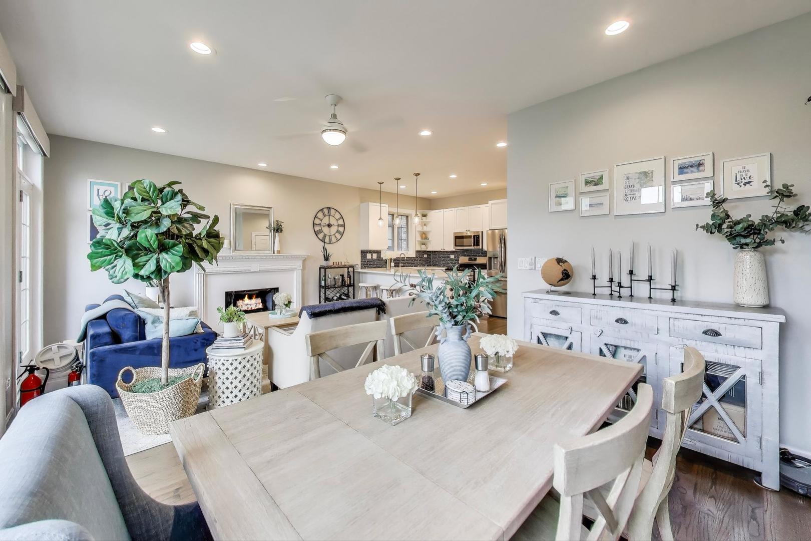 1645 W Addison Street Unit: 1