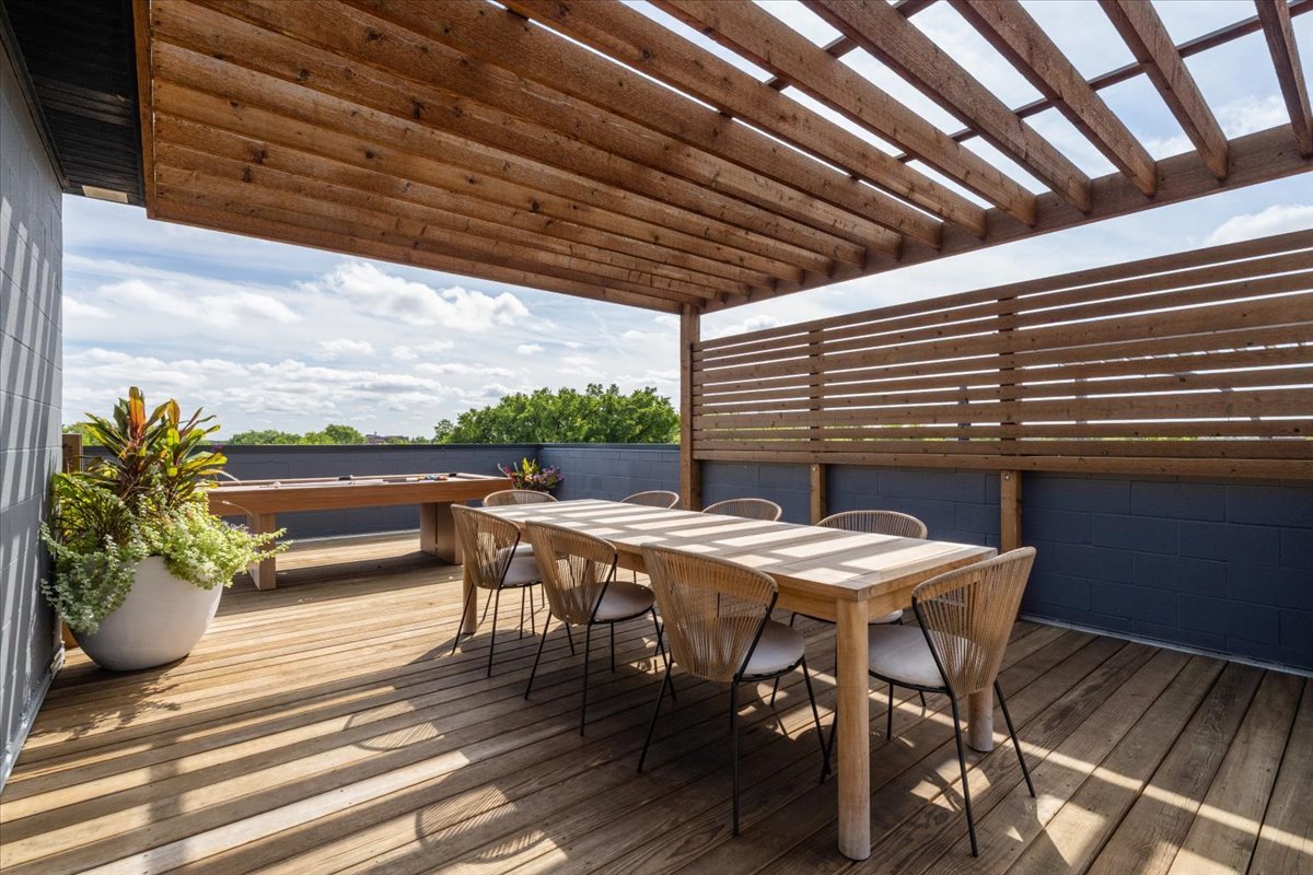 2149 W Belmont Avenue Unit: 3W