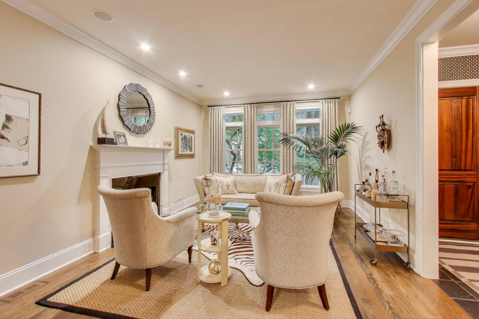 3418 N HAMILTON Avenue