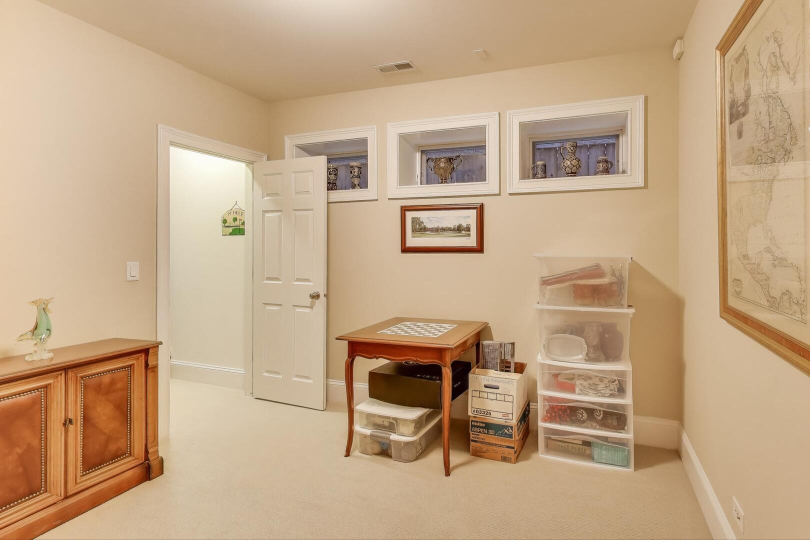 3418 N HAMILTON Avenue