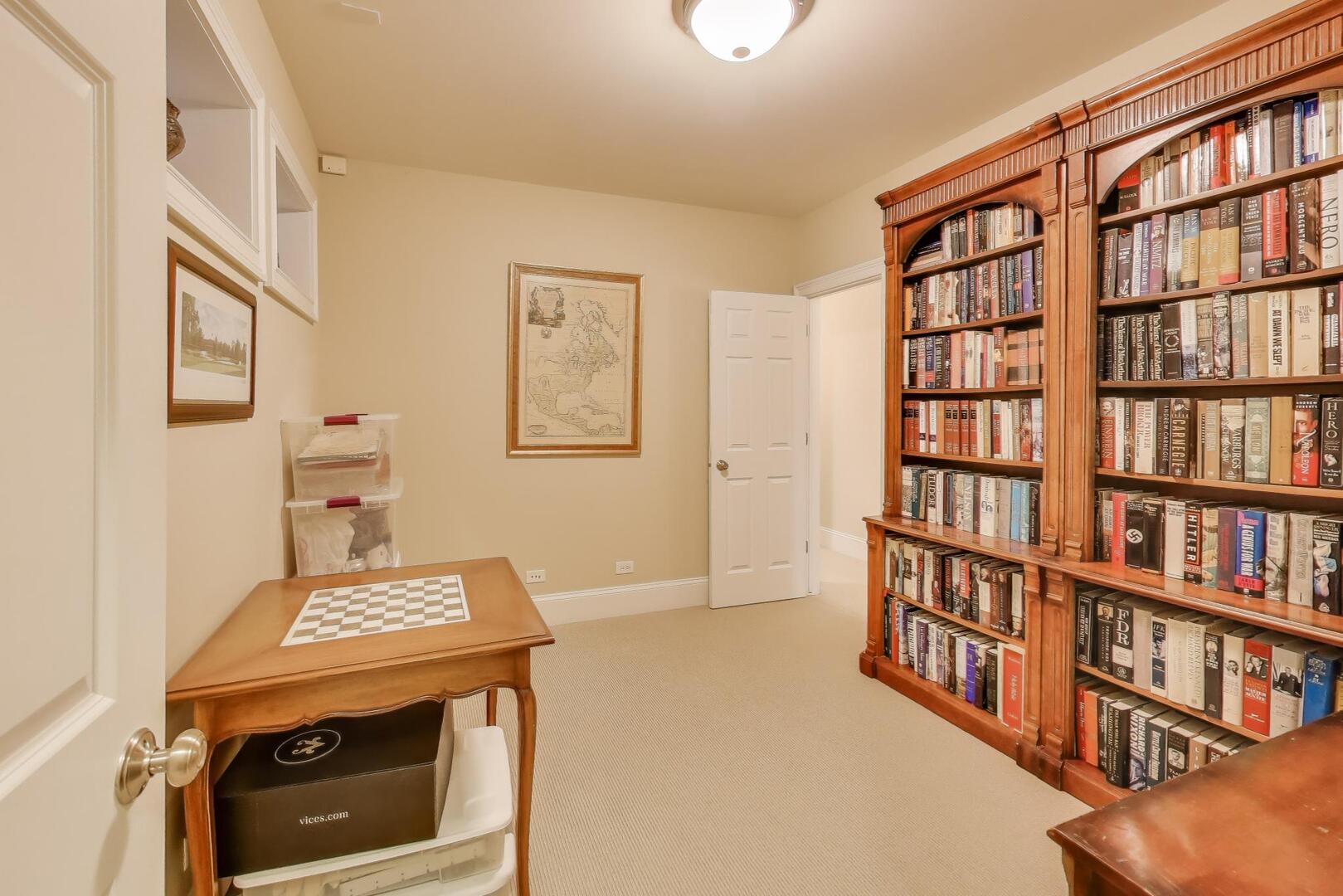 3418 N HAMILTON Avenue