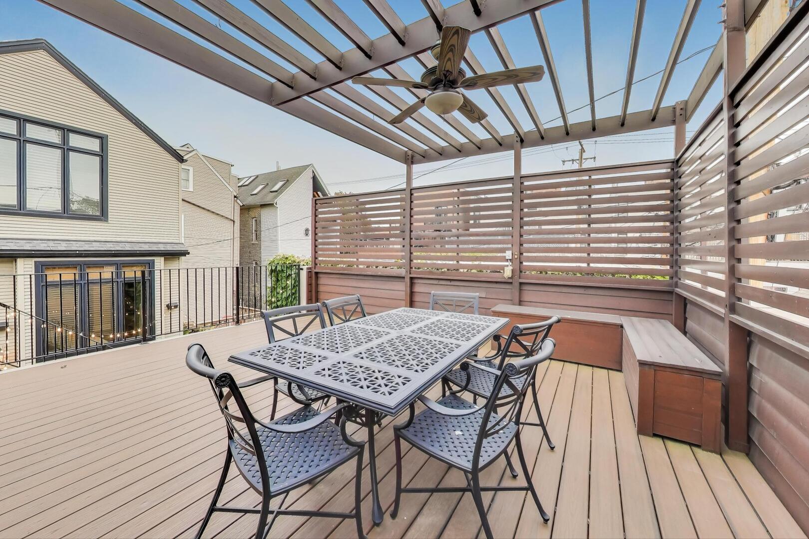 3418 N HAMILTON Avenue