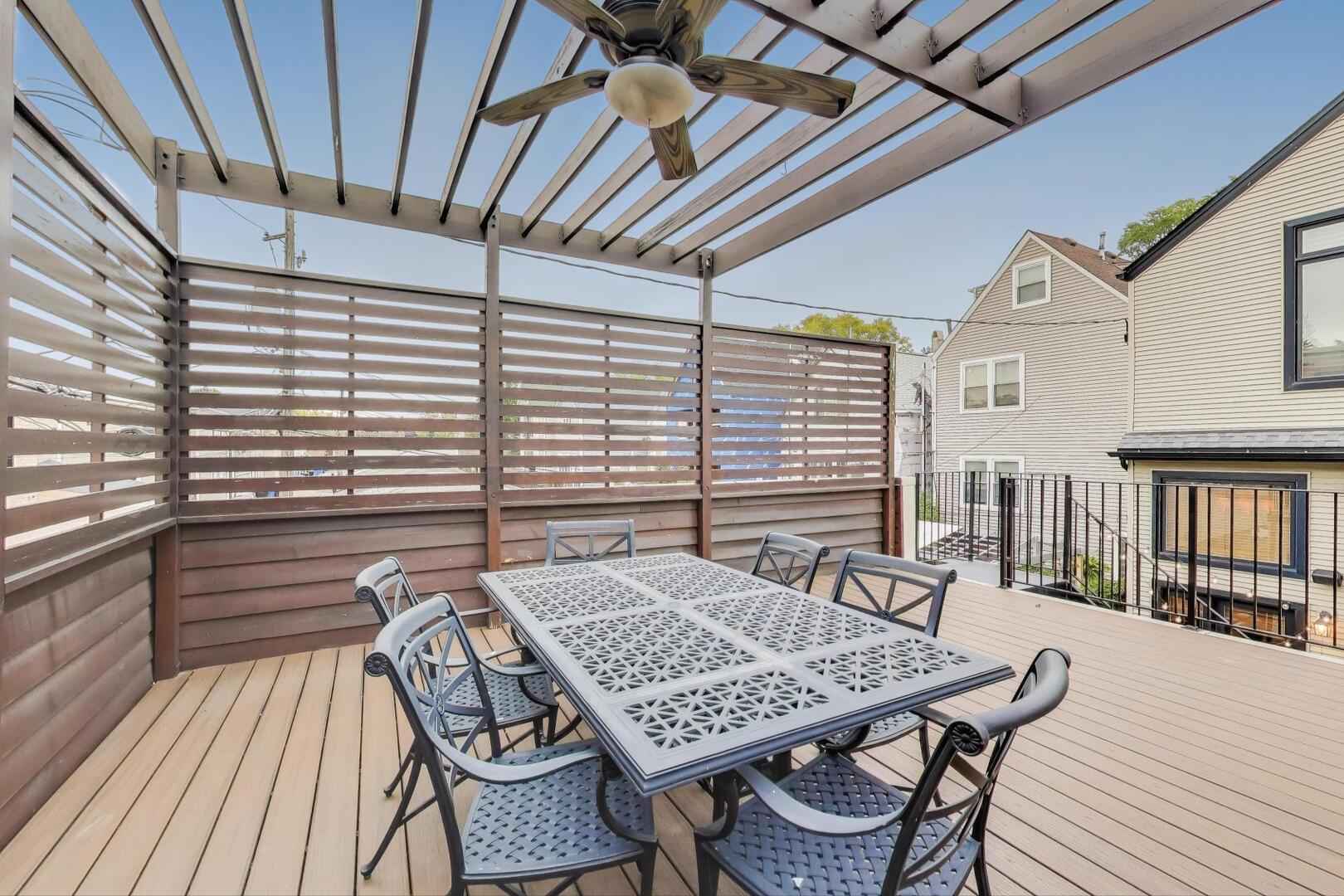 3418 N HAMILTON Avenue