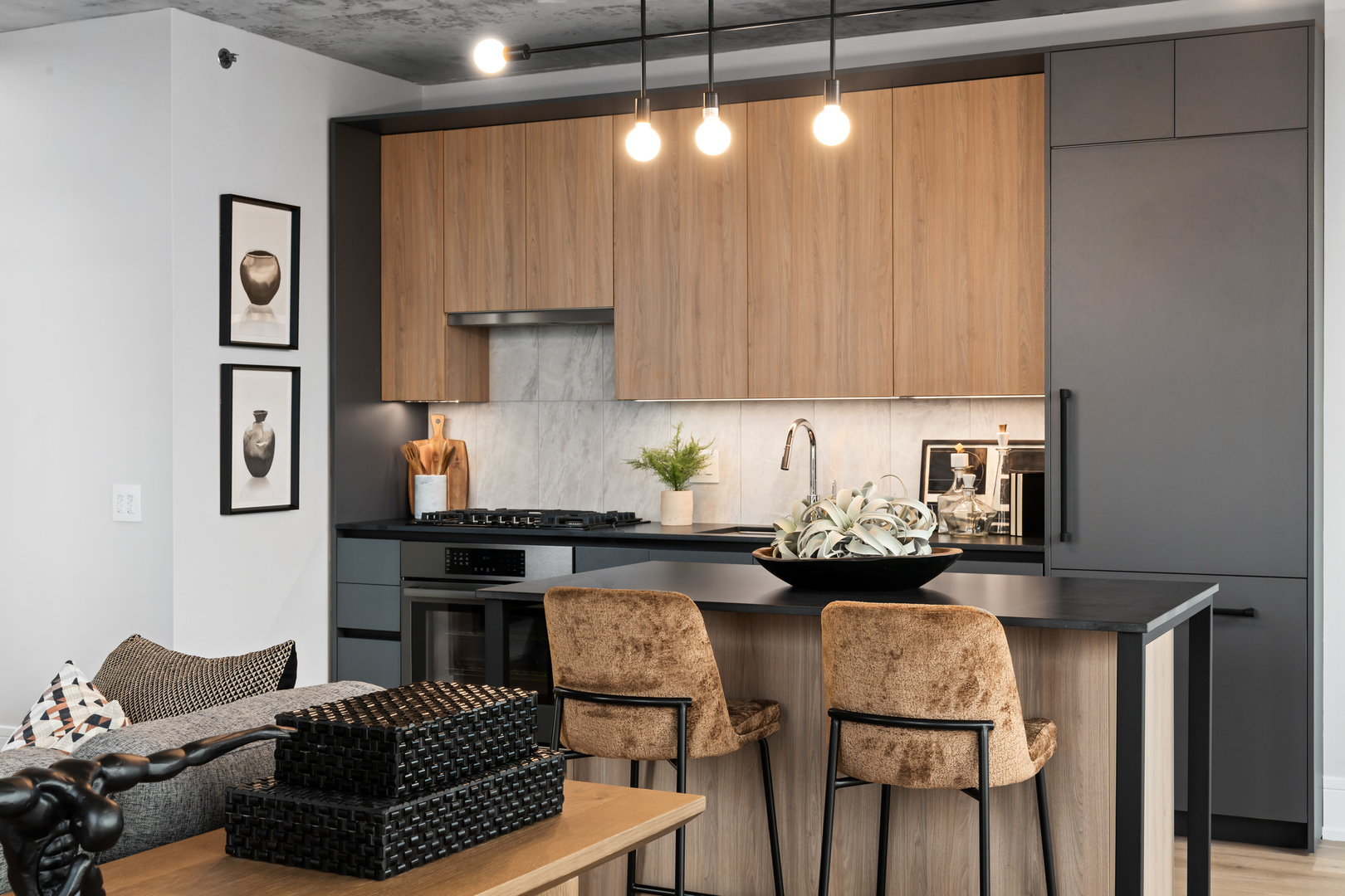 234 W Polk Street Unit: 2409