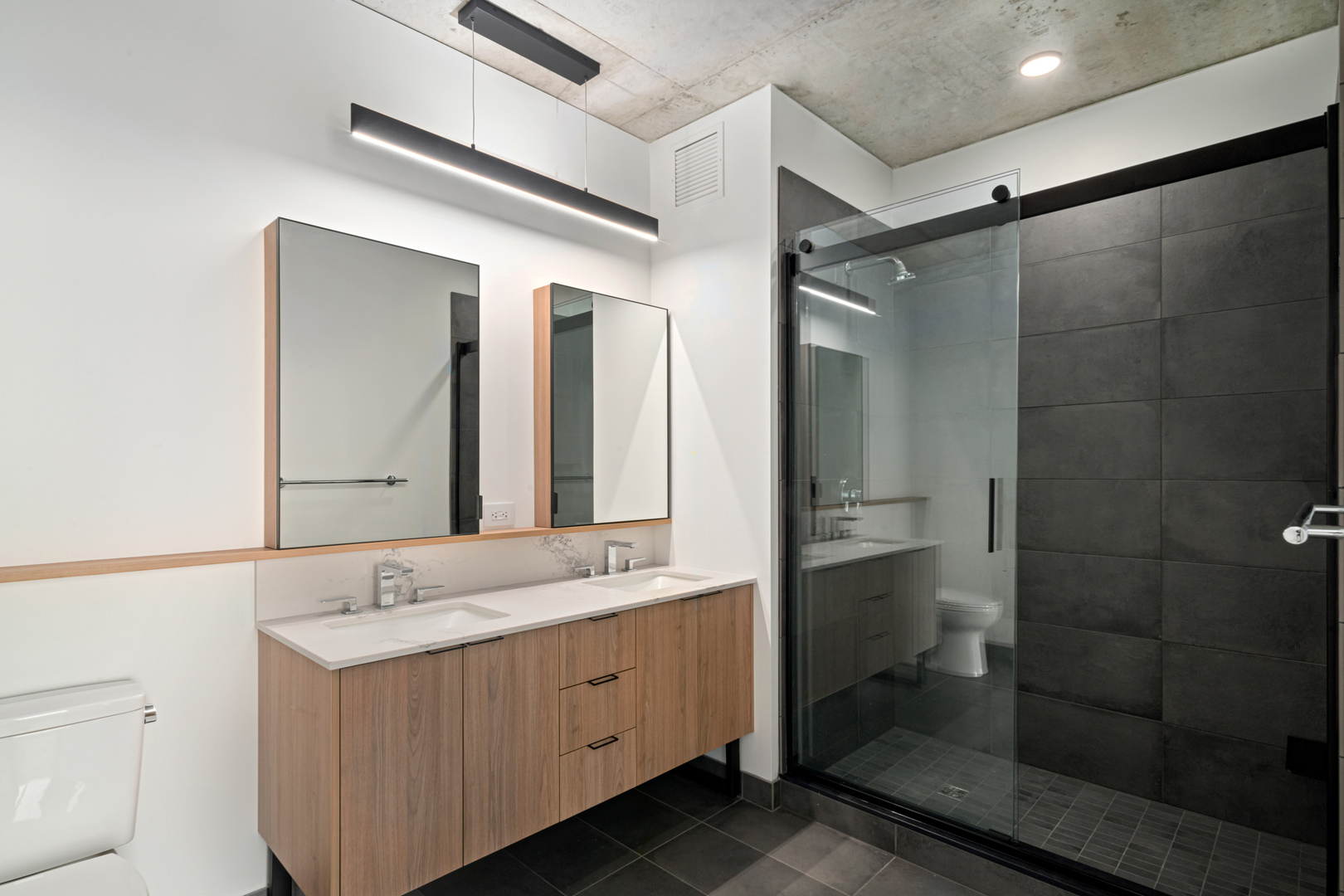 234 W Polk Street Unit: 2409