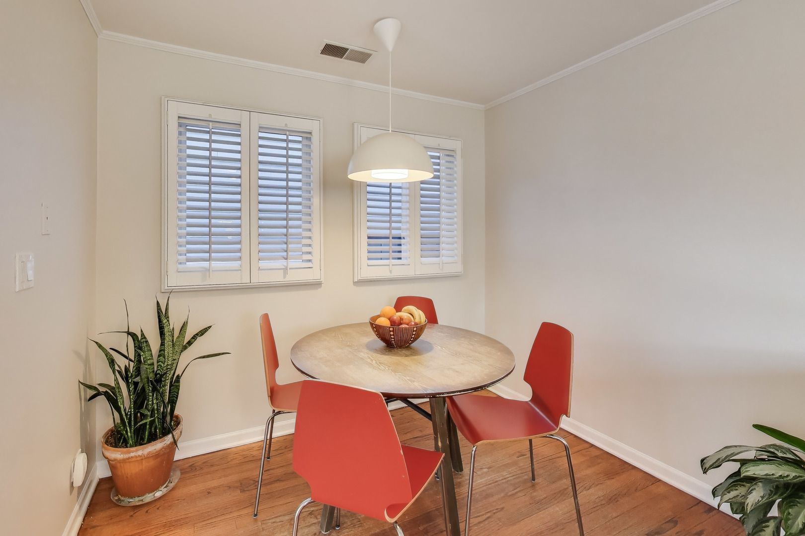 3442 N DAMEN Avenue Unit: 3