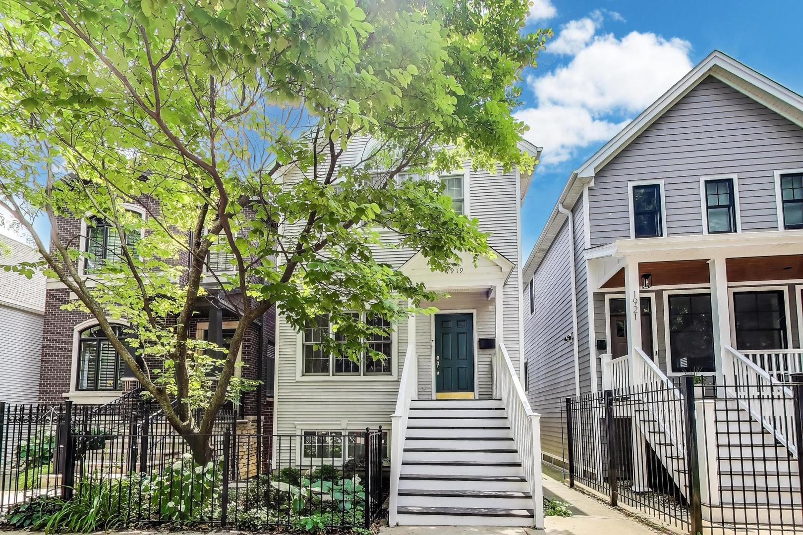 1919 W FLETCHER Street