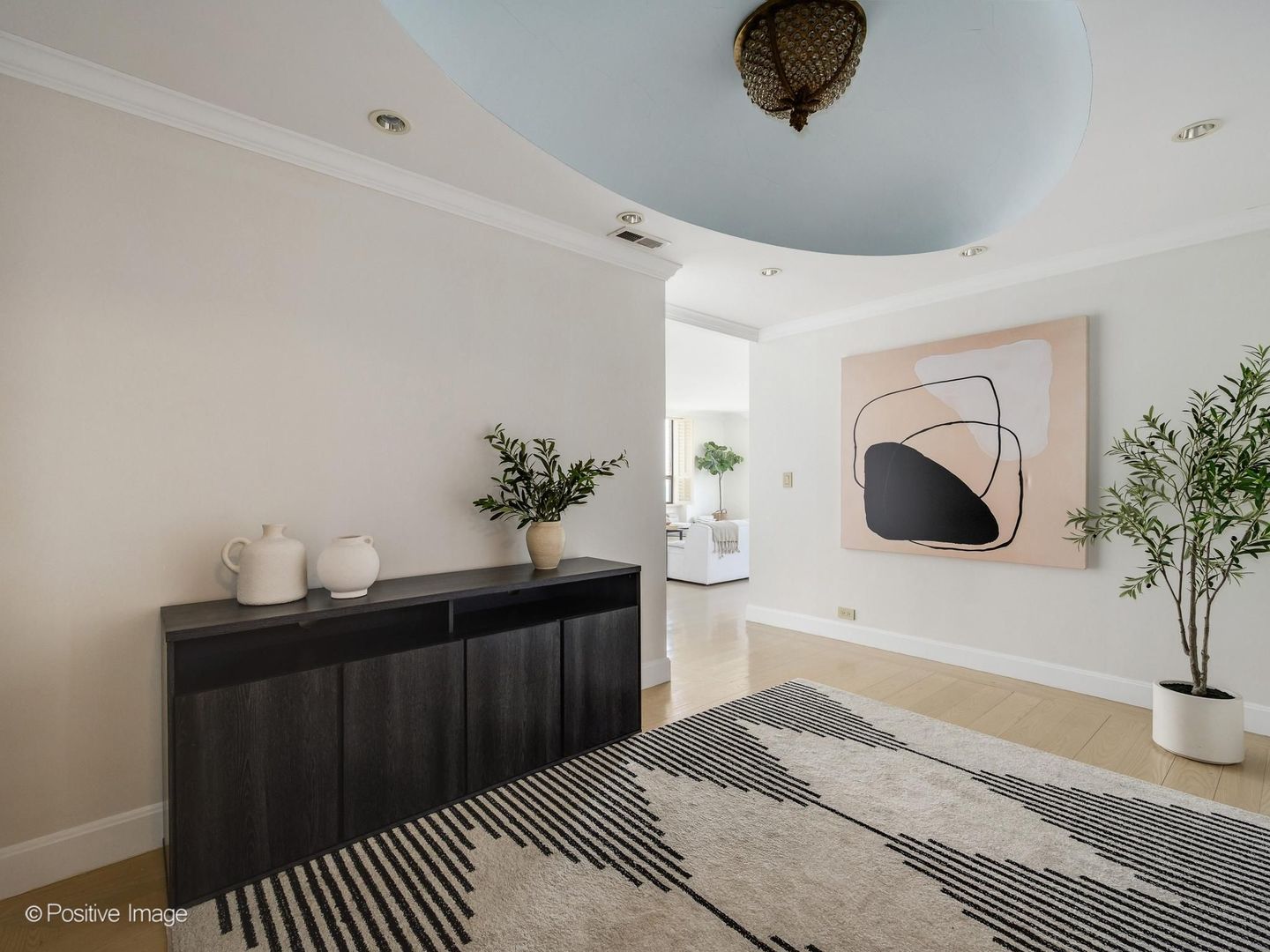 1040 N Lake Shore Drive Unit: 17D