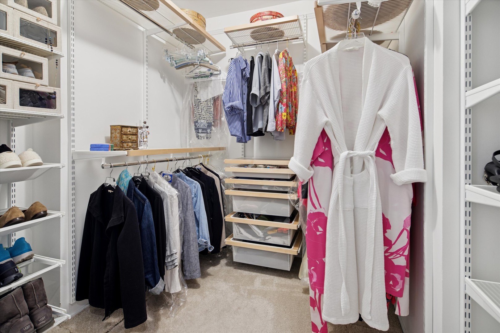 680 N Lake Shore Drive Unit: 501