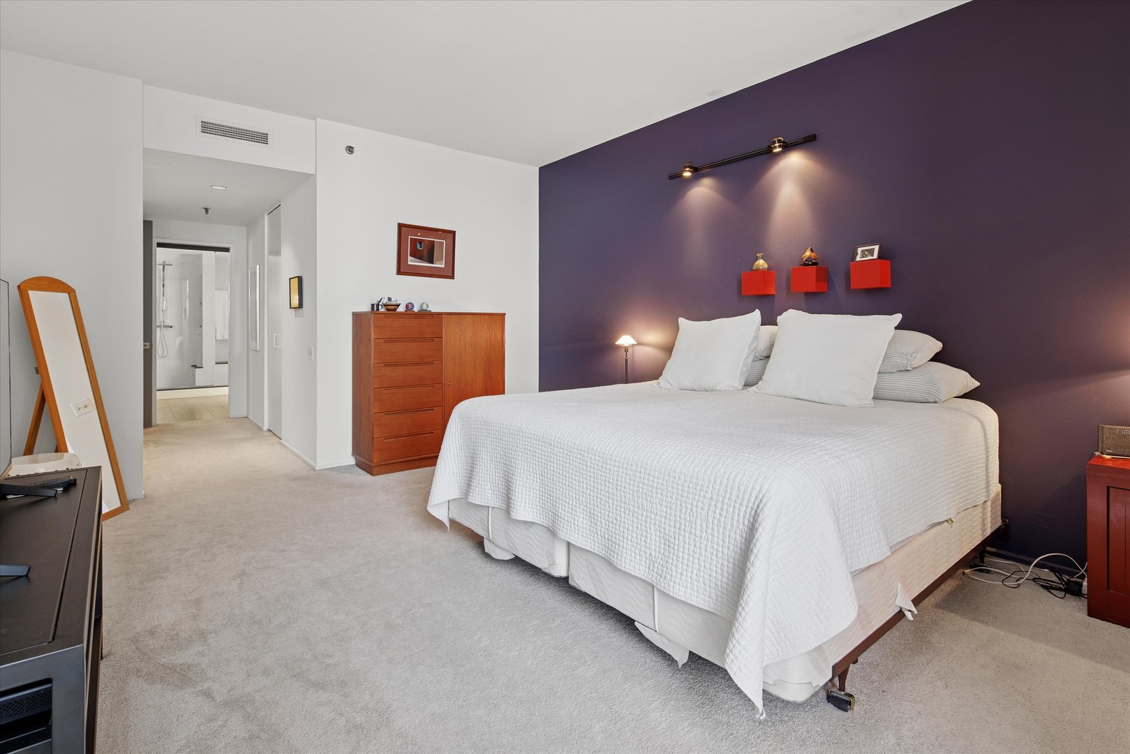 680 N Lake Shore Drive Unit: 501