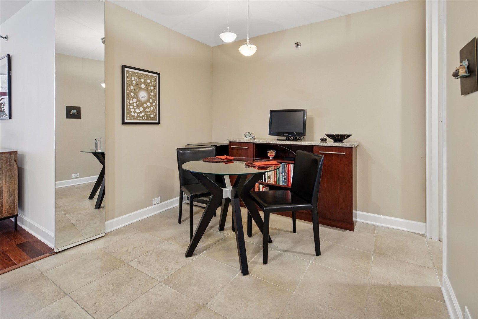 680 N Lake Shore Drive Unit: 501