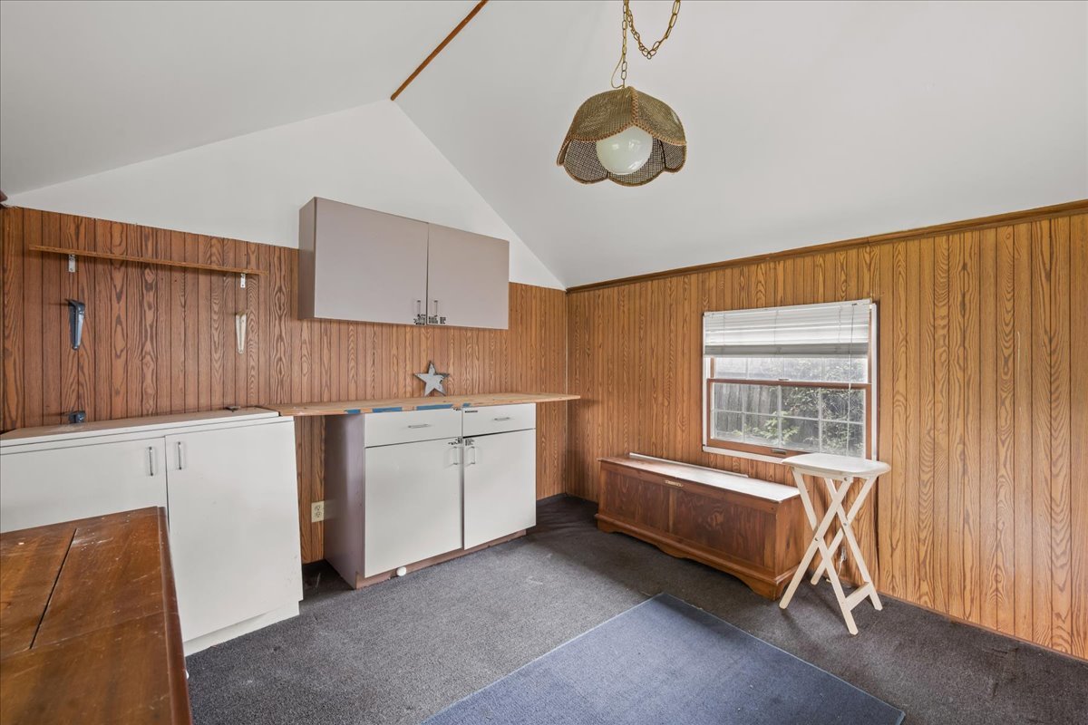 1042 Alfini Drive
