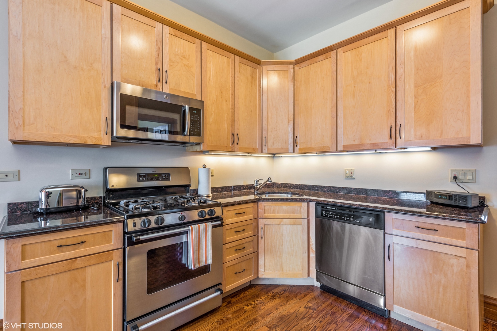 2227 W School Street Unit: 3
