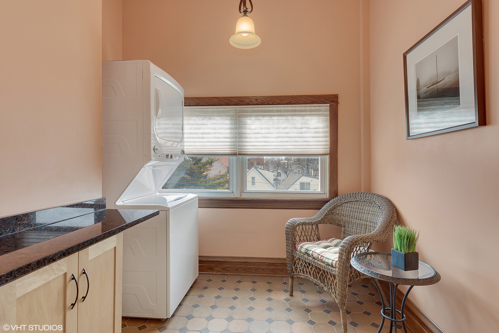 2227 W School Street Unit: 3