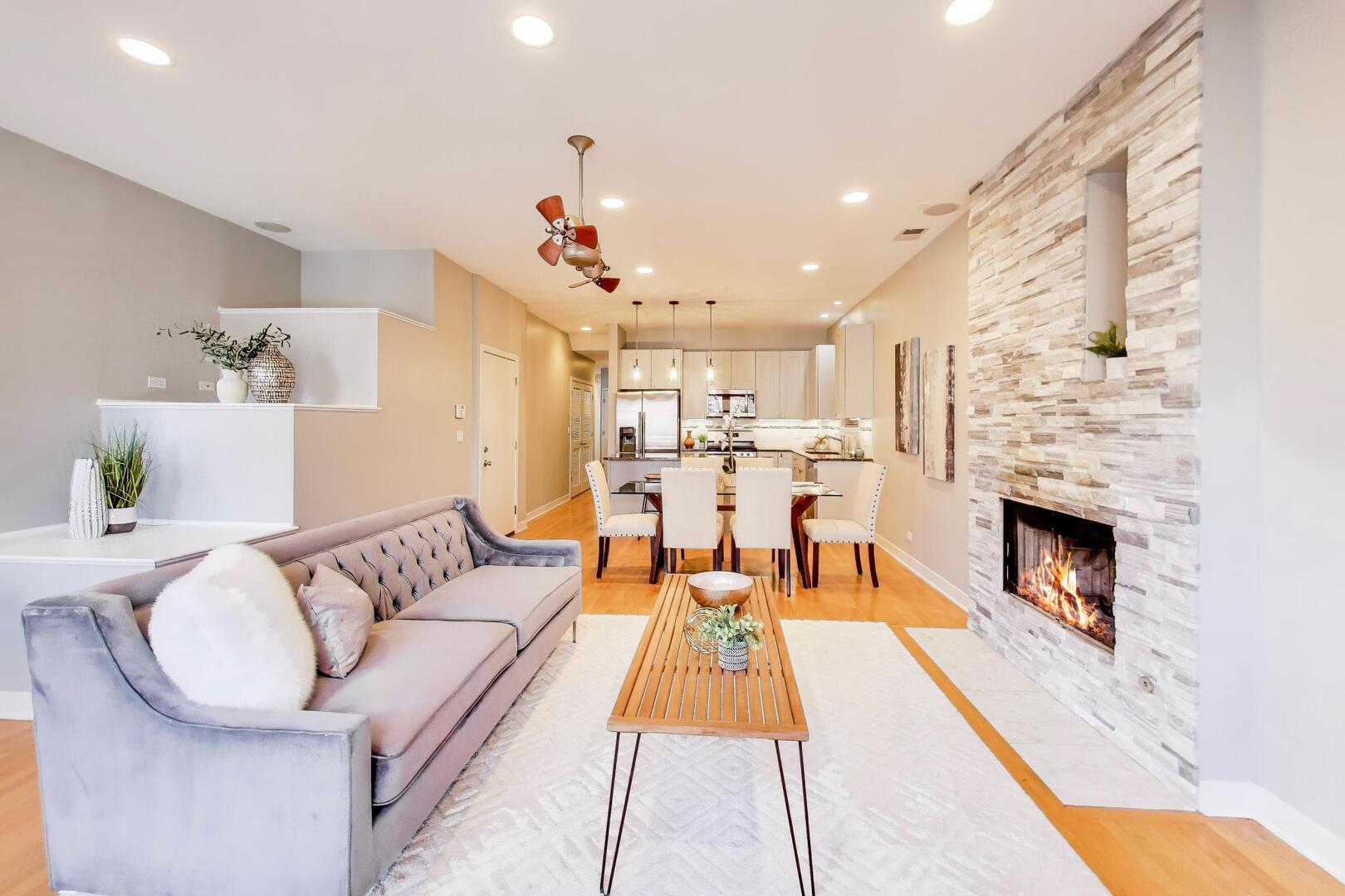 859 N Paulina Street Unit: 2