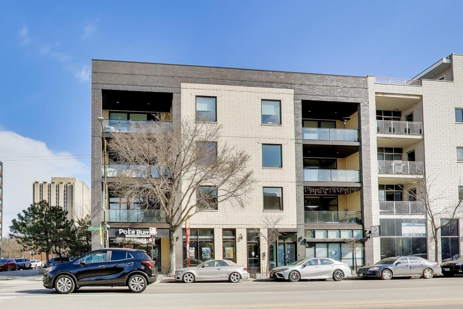1121 N Western Avenue Unit: 4N