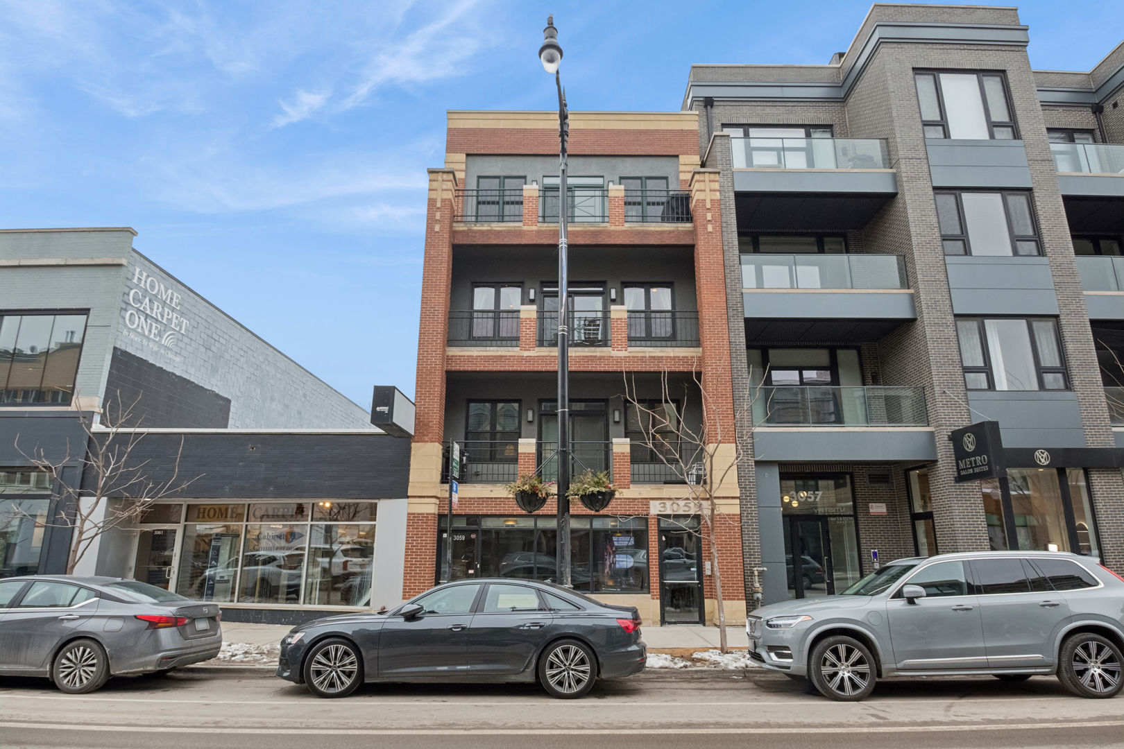 3059 N Lincoln Avenue Unit: B