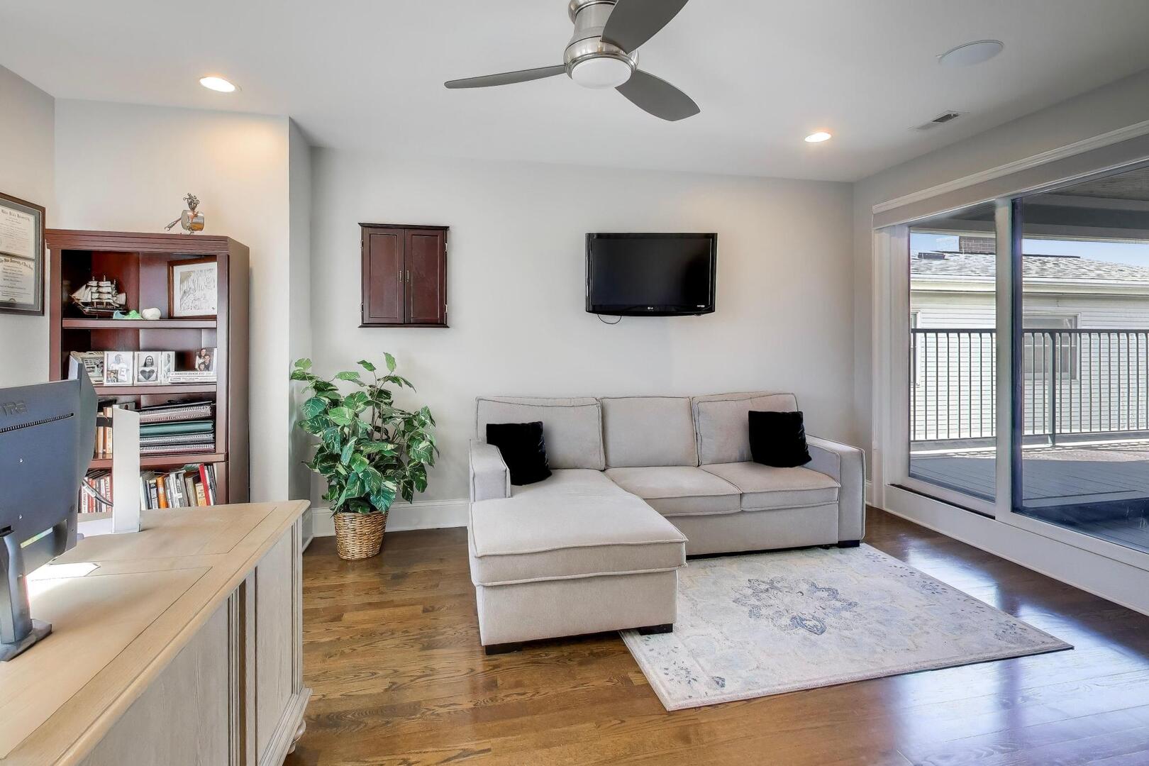 1428 W George Street