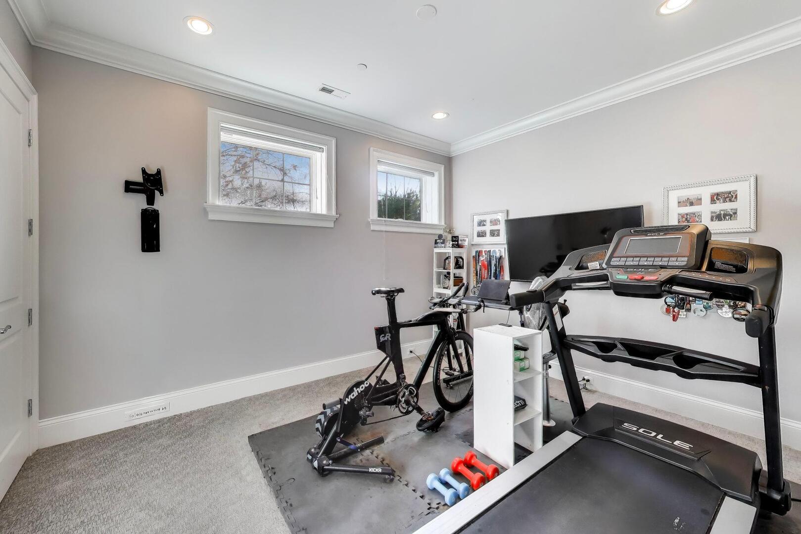 1428 W George Street