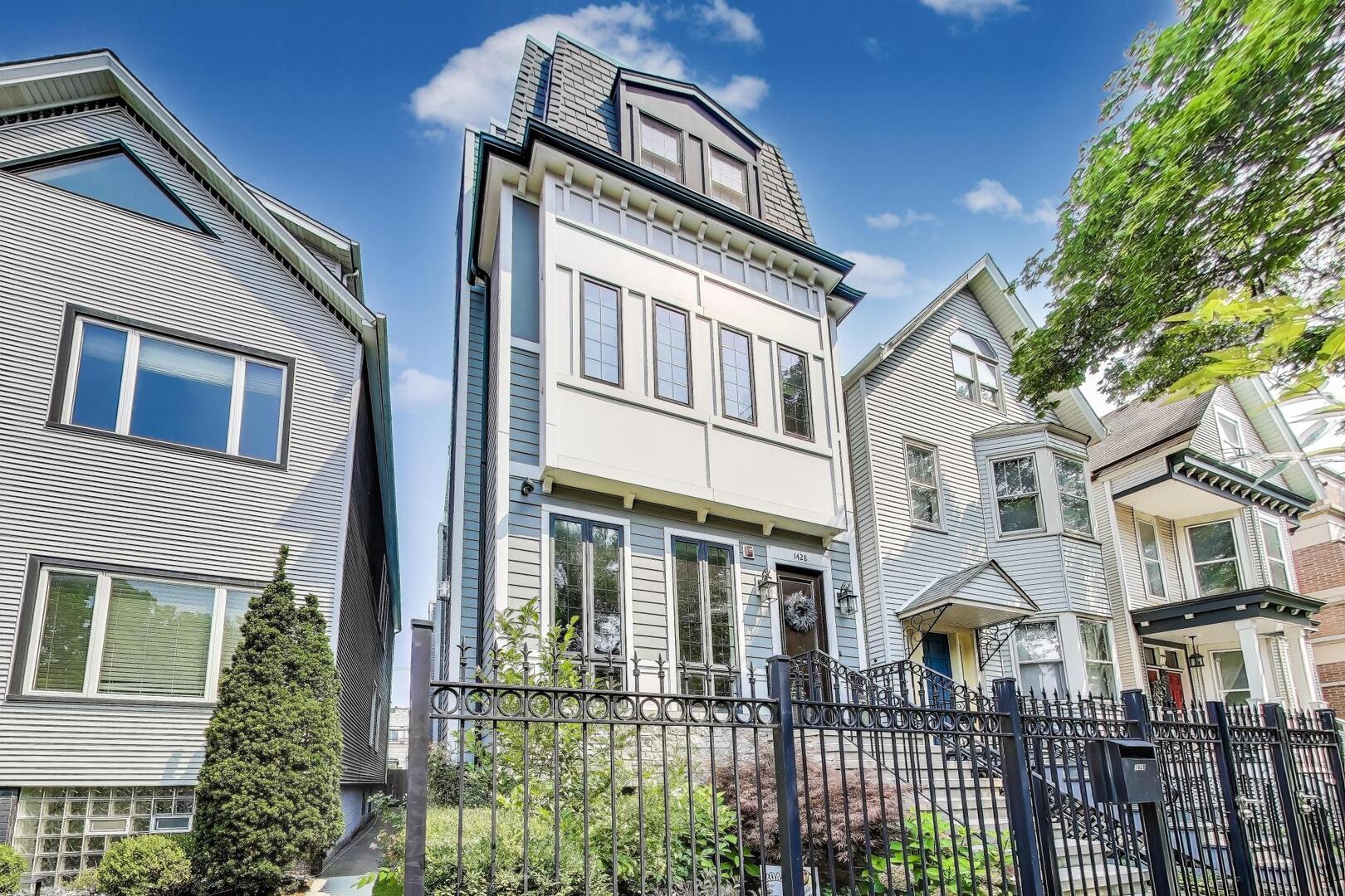 1428 W George Street