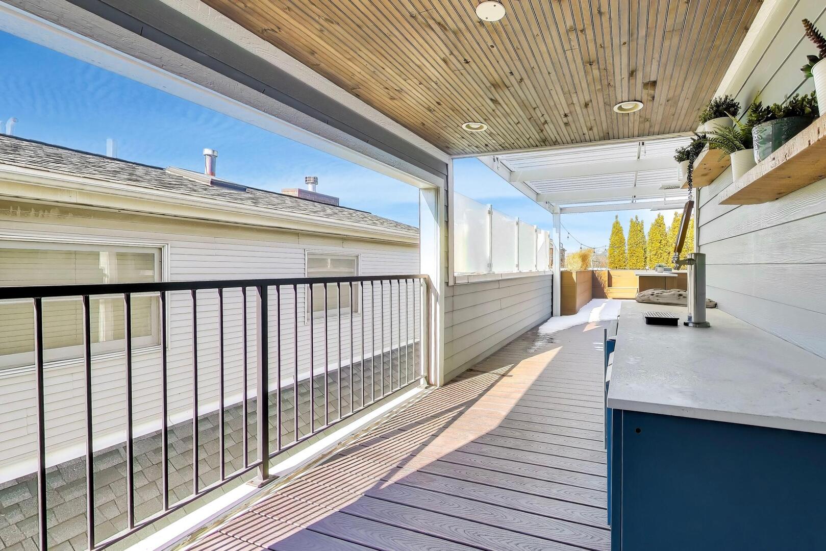 1428 W George Street