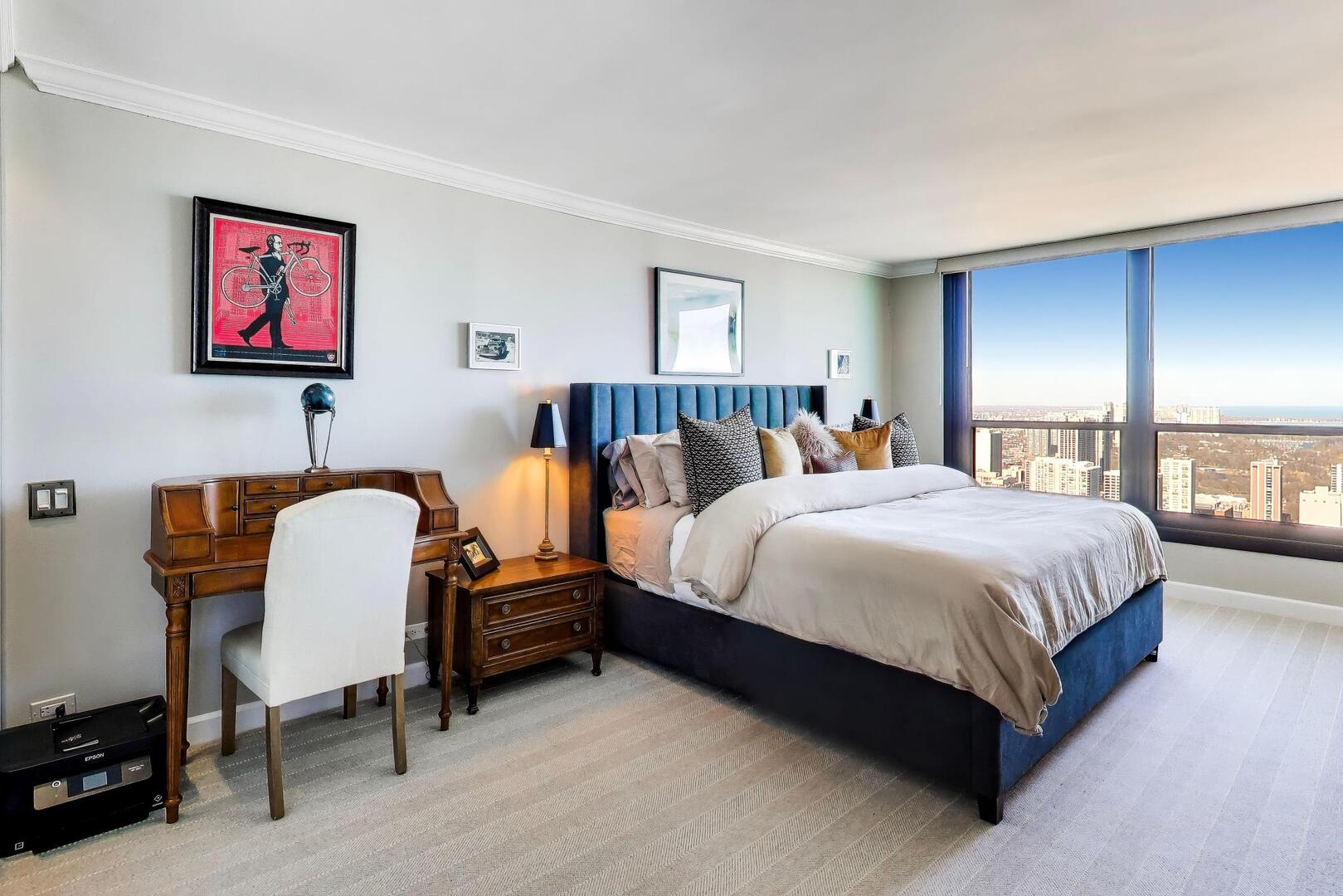 1030 N State Street Unit: 48C