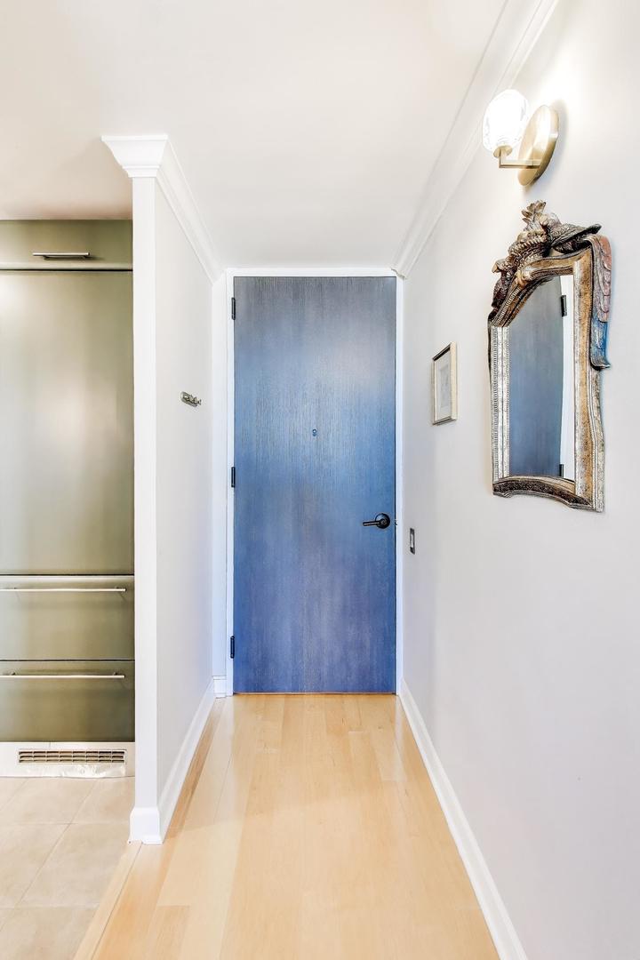 1030 N State Street Unit: 48C