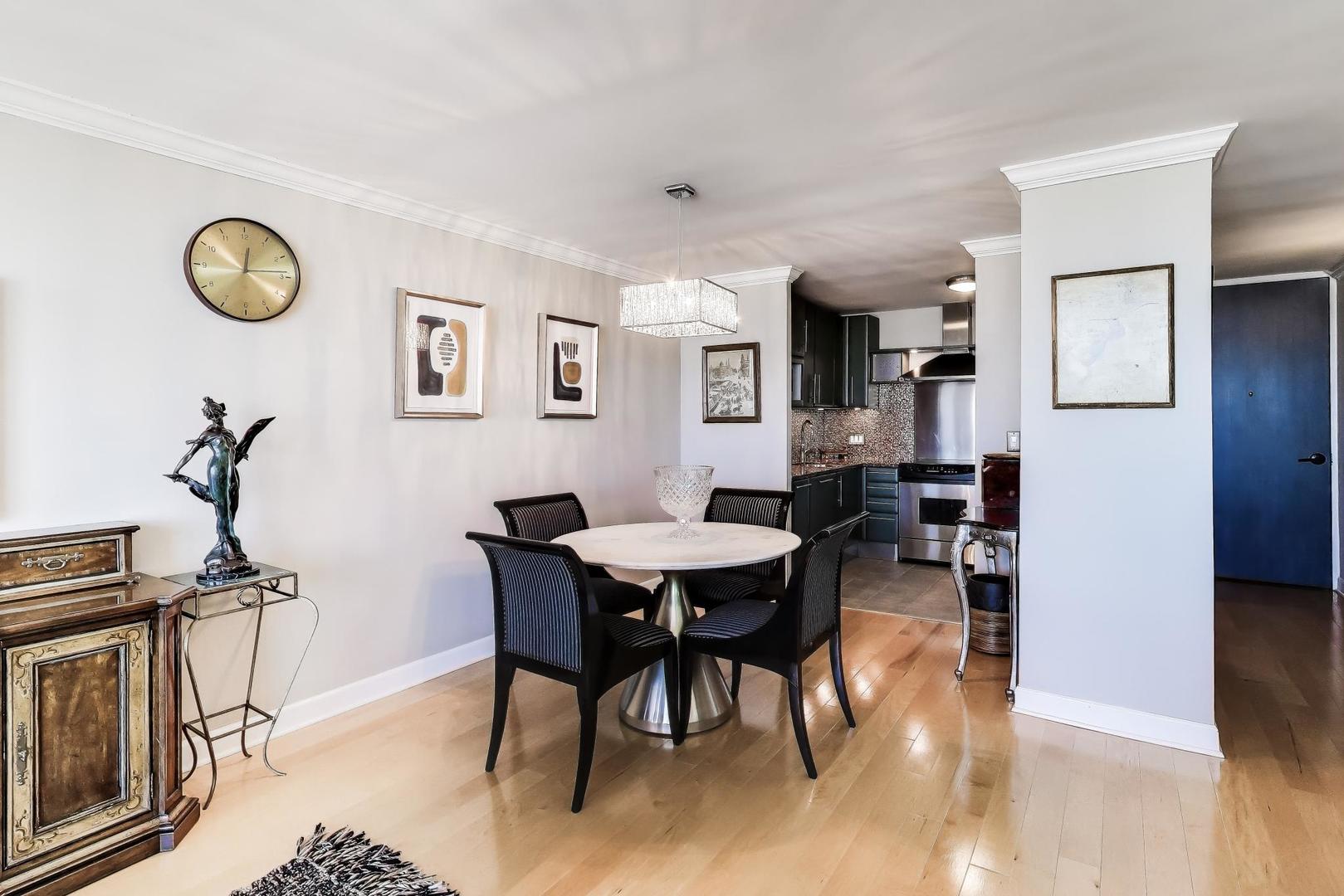 1030 N State Street Unit: 48C